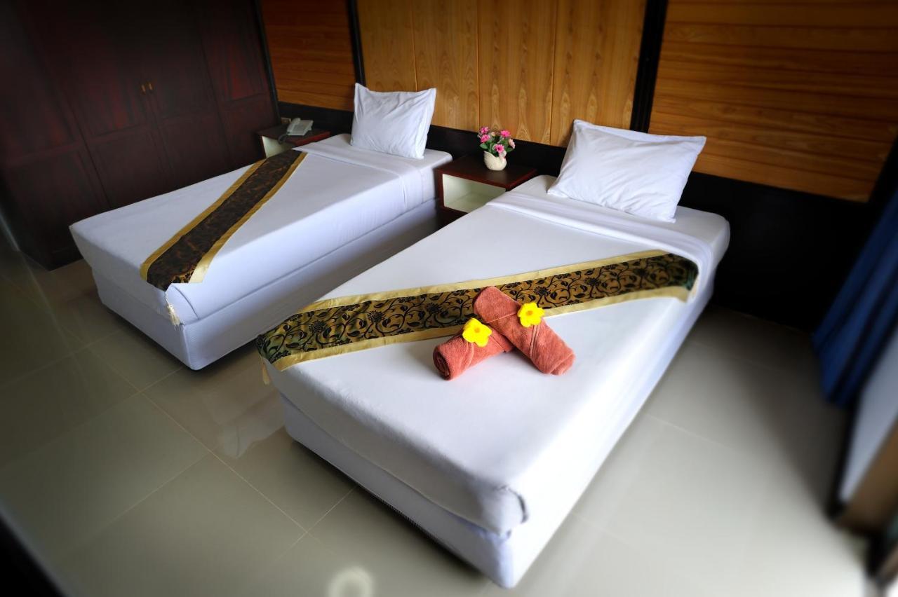 Suppamitr Villa Hotel Pattaya Exterior photo